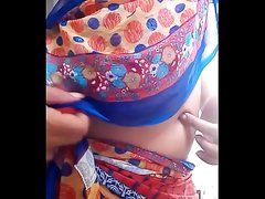 Desi Bhabhi Hot saari show cute Navel, press her soft Boobs erect Nipple play